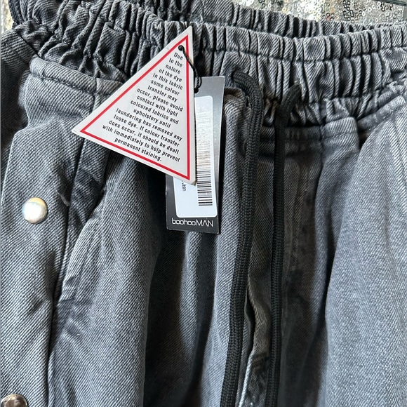 Boohoo Man Tall Straight Leg Popper Elastic Waist Jean - Picture 10 of 16